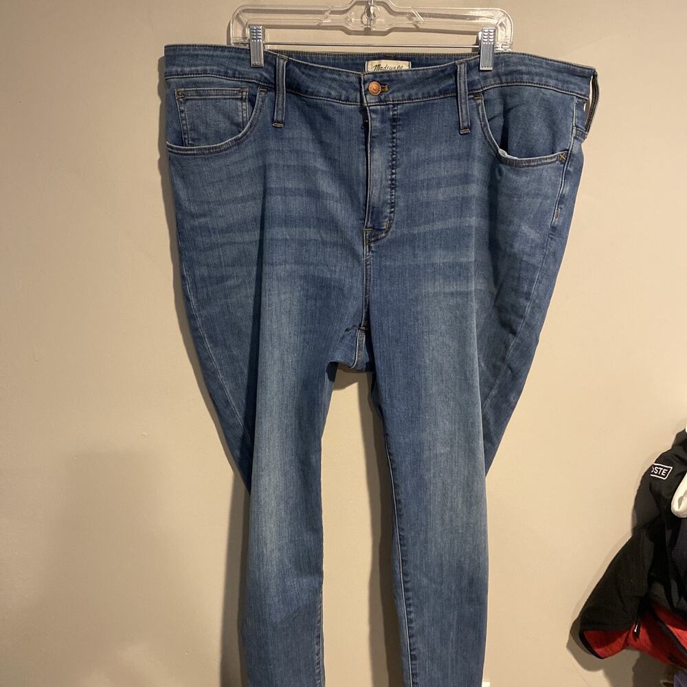 Madewell Woman's 9" Mid-Rise Skinny Jeans in Berkeley Black Sz 36 Measures 44”